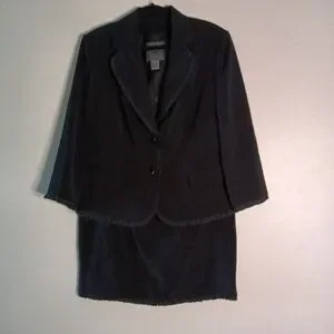 VIEN VÌEN Mini Ruffle Trim Skirt Suit Black Lined 2 Button Collared Blazer