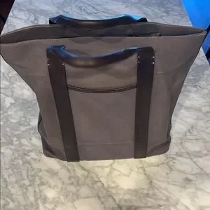 Vineyard Vines Elevated Gray Tote Bag