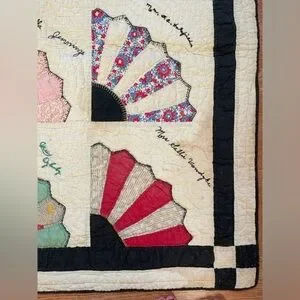 Vintage 1930s Colorful Feedsack Fan Friendship Signature Quilt Handmade 66"x77"