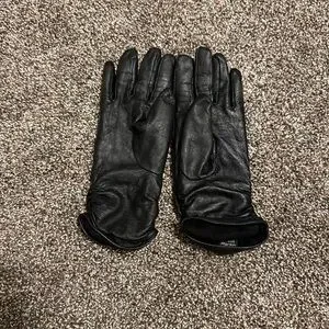 Vintage 1980’s Elegant Black Leather Gloves Size 8.5