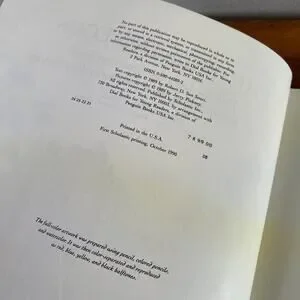 Vintage 1990 The Talking Eggs Paperback Book