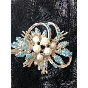 Vintage Blue Rhinestone And Pearl Brooch Bouquet Pin
