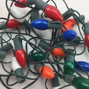 Vintage C9 Christmas Holiday Multicolor String Lights 25 Bulbs 25' Green Cord