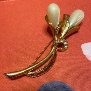 Vintage Double Tulip Brooch - Excellent Condition