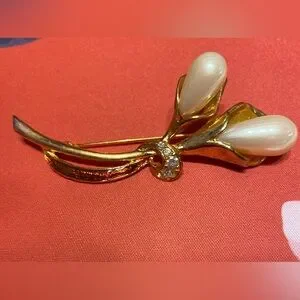 Vintage Double Tulip Brooch - Excellent Condition