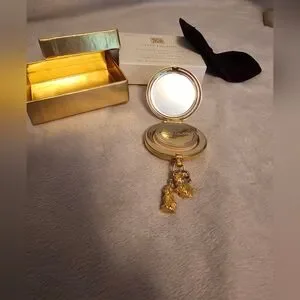 Vintage Estee Lauder Cosmetic Compact W/charms