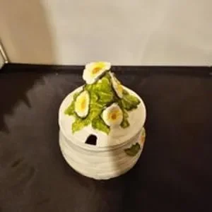 Vintage Geo Z Lefton Rustic Daisy #3858 Sugar Bowl Jam Pot Japan White Basket
