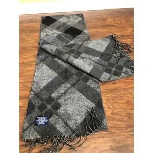 Vintage Gray Black White Plaid Scarf Made in Germany 100% Acrylic