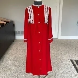 Vintage hand made girls nightgown