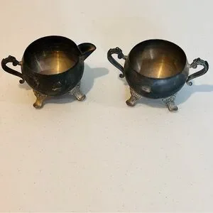 Vintage International Silver Co. Silverplated Sugar Bowl And Creamer Set 1991