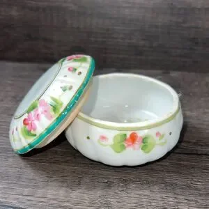 Vintage Japanese Hand Painted Floral Hair Pin Porcelain Dish With Top