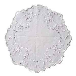 Vintage Lot 3 Round Linen Plate Doilies White Embroidery Floral Daisy
