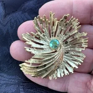 Vintage MCM Weeping Gold Starburst Blue Rhinestone Brooch Pin