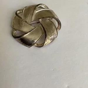 Vintage Napier Silver Plated Woven Ribbon Brooch Pin Classic Designer Signed