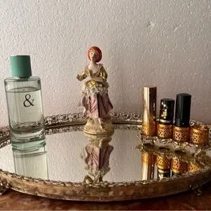 Vintage Ornate Vanity Tray /table Top Stand Mirror. Oval