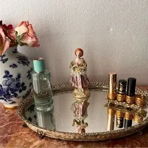 Vintage Ornate Vanity Tray /table Top Stand Mirror. Oval
