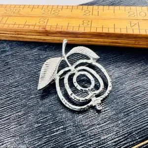 Vintage SARAH COVENTRY Silver Tone Apple Brooch Pin