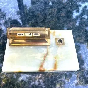 Vintage Sheaffer Pen Holder Marble Desk Tabletop Calendar Brass 1952