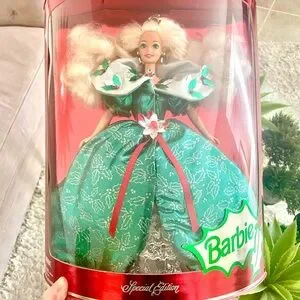 Vintage Special Edition 1995 Holiday Barbie