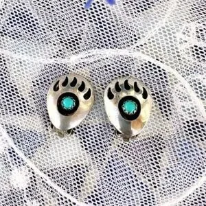 Vintage Sterling & Turquoise Bear Paw Shadowbox Clip Earrings