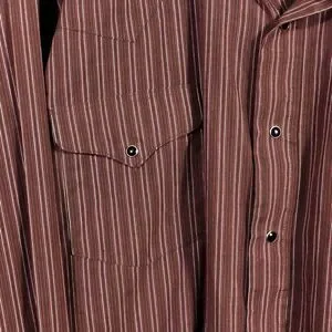 Vintage Western Pearl Snap Shirt Dark Red Black Stripe Flying R USA 18 1/2 37