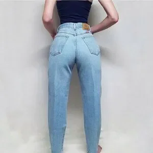 VINTAGE Wrangler Light Wash Ultra High Rise Jeans