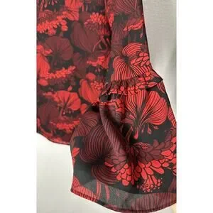 VIOLET & CLAIRE Women’s Red Black Floral BLOUSE Long Sleeve Ruffle Size Medium