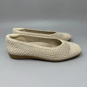 Vivaia Margot 2.0 Walker Flats Almond Mesh Square Toe V-Cut Womens US 4.5 EU 35