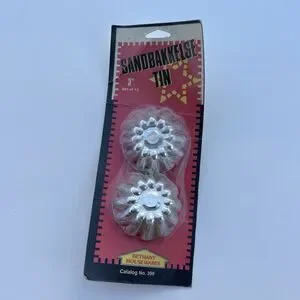 VTG Betgany Housewares #398 Sandbakkelse Tins 3” Set Of 12 Made In Sweden NOS