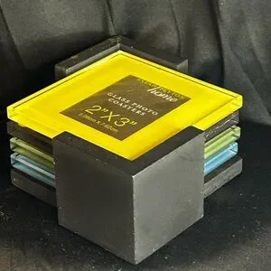 VTG Sarah Payton 2010 4 Colorful Solid Glass Photo Coasters w/Black Wood Holder