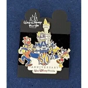 Vtg WDW 2001 Cinderellas Castle 30th Anniversary Pin Mickey Goofy & Pluto #5889