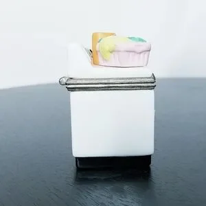 Washing Machine W/Clothes PHB Porcelain Hinged Box Trinket Midwest