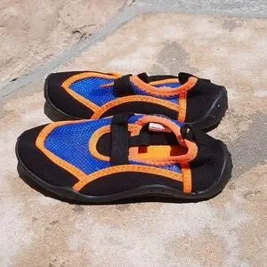 Water Shoes Size Large 9 10 Black Blue Orange