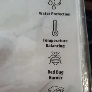 Waterproof White Mattress Protector