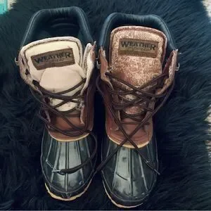 Weather Spirits Leather Waterproof Duck Boots Size 9