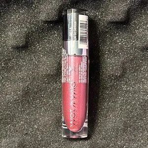 Wet N Wild Megalast Liquid Catsuit Metallic Lipstick