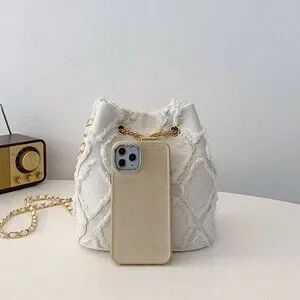 White Fashionable Women's Diamond Lattice One-Shoulder Bucket Bag