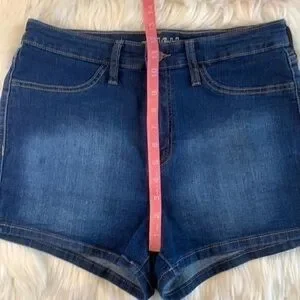 Wild Fable Stretch High Rise Mom Shorts Shortie