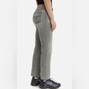 Women Levi’s Low Pro Jeans