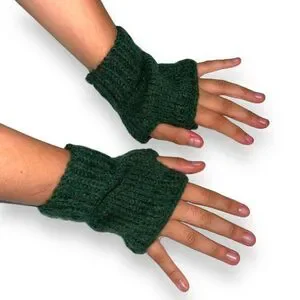 Womens Handcrafted Fingerless Glove Knit Solid Green Lightweight OS