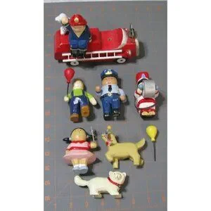 Wooden Firetruck Parade Set With Characters & Animals Montessori