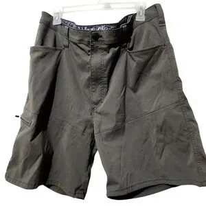 Wrangler Outdoor Series Shorts For Men Size 38 Dark Gray Color Cargo Shorts