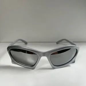 Y2k 2000s Vintage Style Chrome Silver Surfer Sunglasses