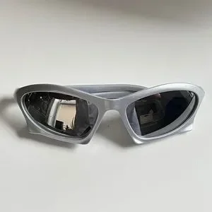 y2k 2000s vintage style chrome silver surfer sunglasses