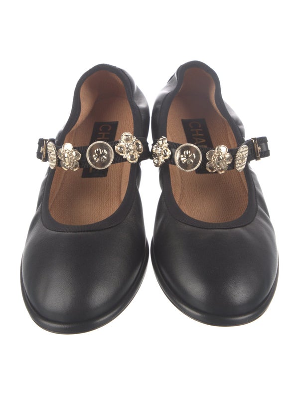 Chanel 2024 Interlocking CC Logo Mary Jane Flats W/ Tags