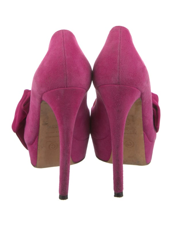 Alexander McQueen Suede Pumps