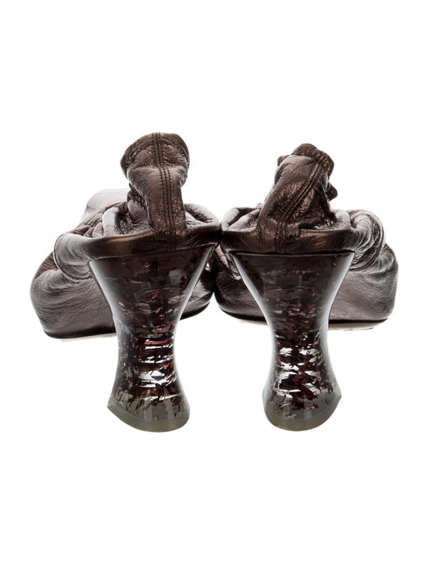 Bottega Veneta Leather Slingback Pumps