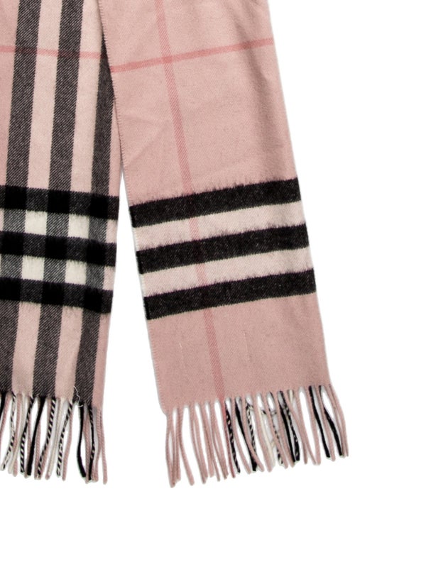 Burberry Cashmere House Check Pattern Scarf