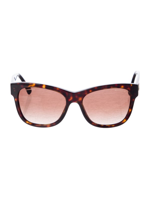 Chanel Interlocking CC Logo Cat-Eye Sunglasses