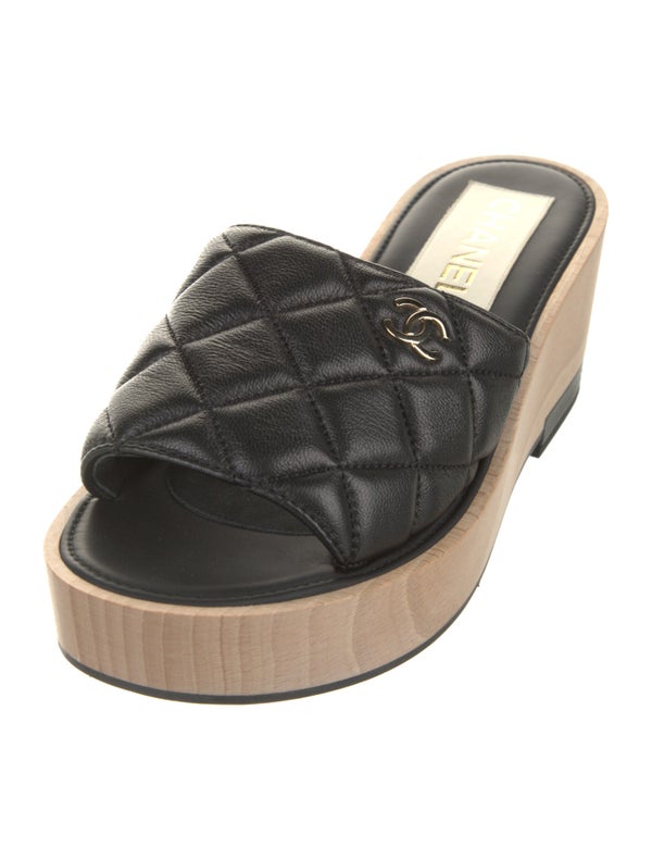 Chanel Interlocking CC Logo Leather Slides